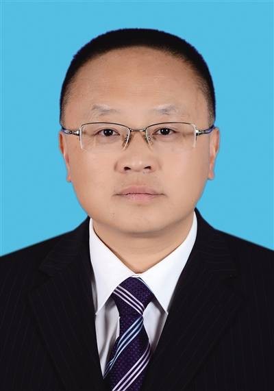 王成刚（贵州省建设投资集团有限公司董事、副董事长、总经理人选）