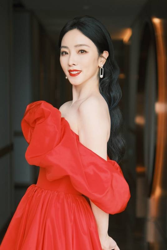 李思思（中国内地女主持人）