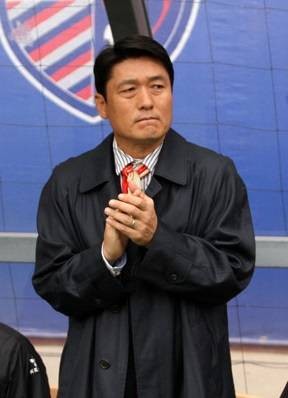 李林生（韩国足球教练，韩国国家队原技术总监）