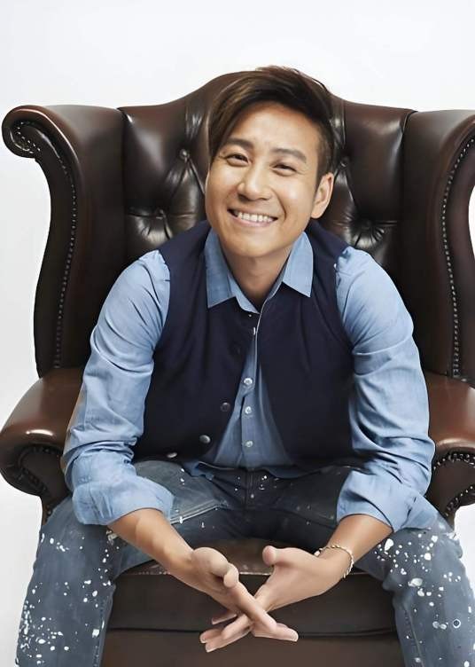 李立崴