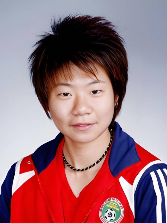 袁帆（中国女子足球运动员）