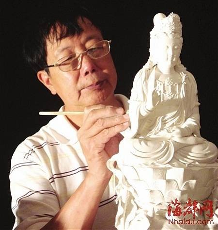 苏清河（中国古陶瓷专业委员会委员）