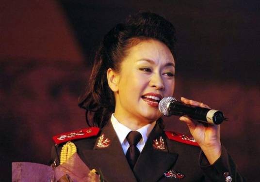 江山（彭丽媛演唱歌曲）