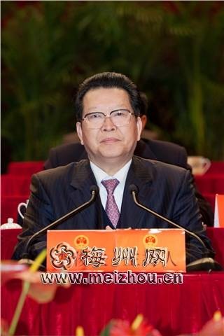 李俊夫（广东省梅州市人大常委会原党组书记、常务副主任）