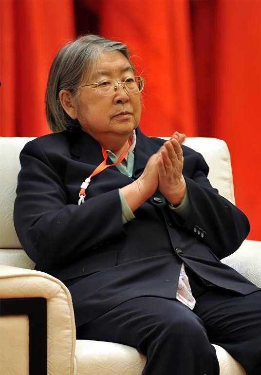李敏(毛泽东与贺子珍之女、原中国人民解放军总政治部副军职干部)