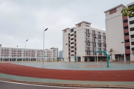 惠州市第三中学