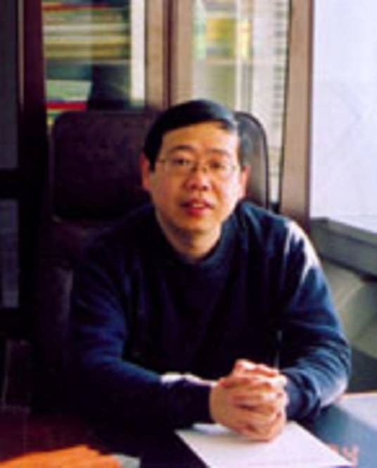胡月明（中国艺术管理专家）