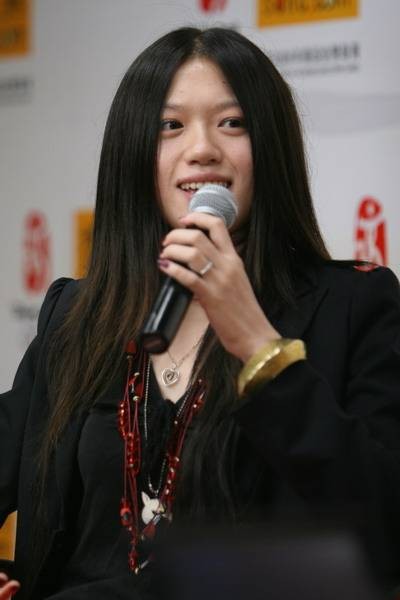 苏娜（简迷离组合成员）