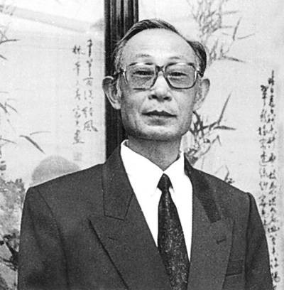 张松龄（原石家庄书法家协会主席，河北省书法家协会顾问）