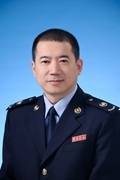 严威（国家税务总局哈尔滨市税务局党委委员、副局长）
