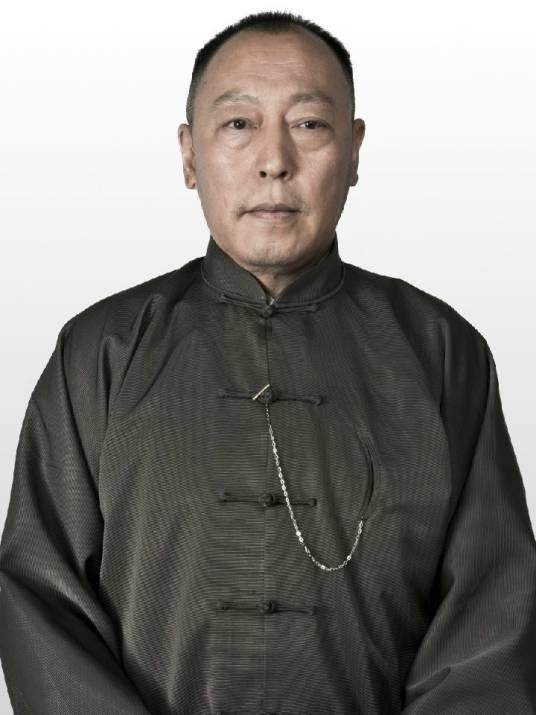 谢培东