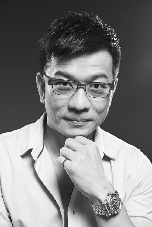 陈子鸿（中国台湾男歌手、音乐制作人，台湾喜欢音乐唱片公司总经理）