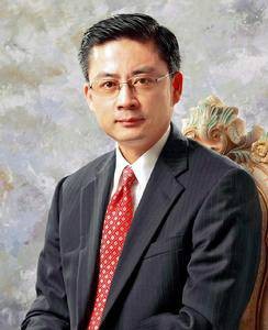 谭向东（海航集团有限公司董事会董事兼首席执行官）