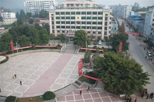 屏锦镇