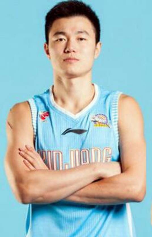 刘书楠