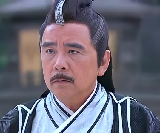 杨常风