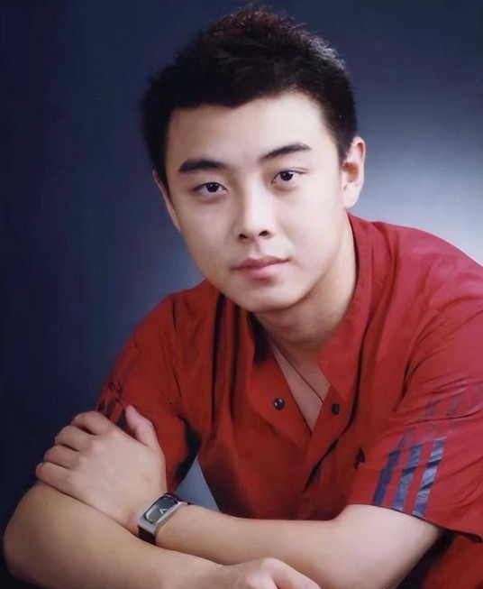 王皓（中国前乒乓球运动员、教练员）