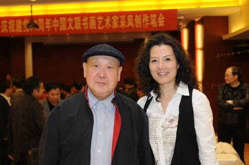 谢新（国际贸易与投资研究所所长）