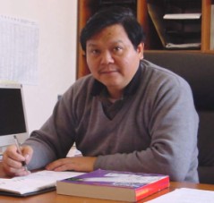 余龙（华南理工大学教授）