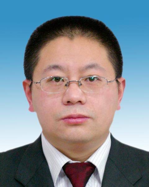 宋鸿鹏（泰安高新区党工委书记、管委会主任）