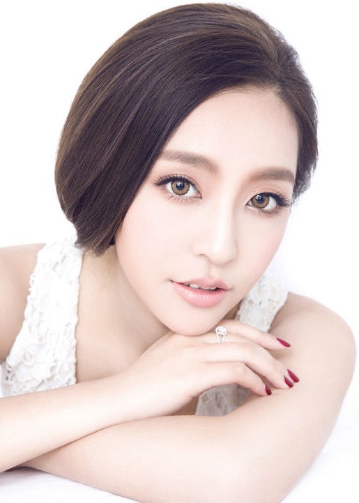 曹阳（中国内地女演员、模特）