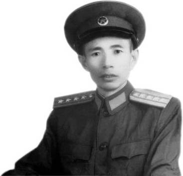 张富华（老红军）
