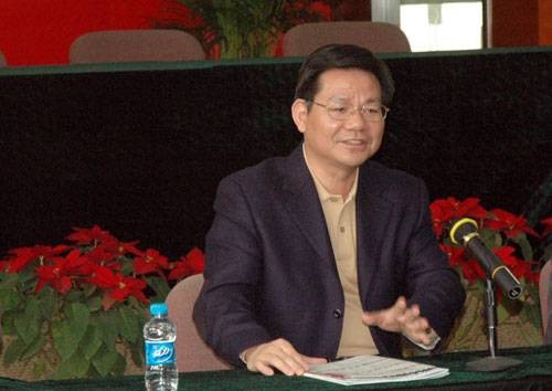 何学文（深汕特别合作区管理委员会原主任）