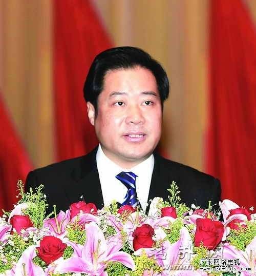 梁毅民