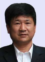 龙昱（构造地质学博士）