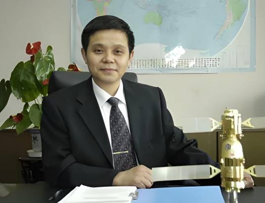 聂宏（中国航空学会飞行器起降系统分会主任委员、江苏省航空航天学会理事长）