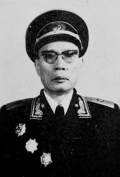 吴西（中华人民共和国开国少将、海军后勤部原副政委）