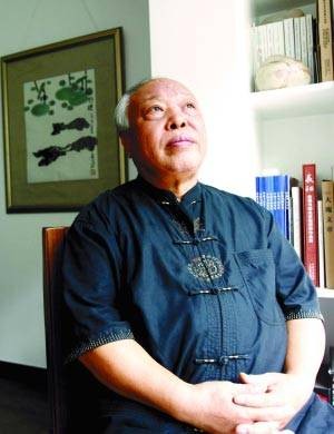把掌声分给她一半