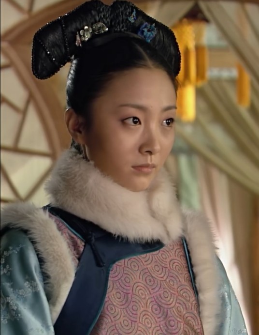 佩儿（《甄嬛传》中甄嬛的贴身宫女，后成为其布局关键棋子）