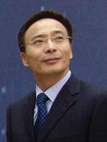 李维龙（2010年中国连锁年度人物、辽宁兴隆大家庭商业集团董事长）