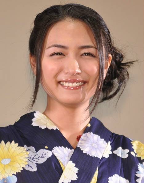 川村雪绘