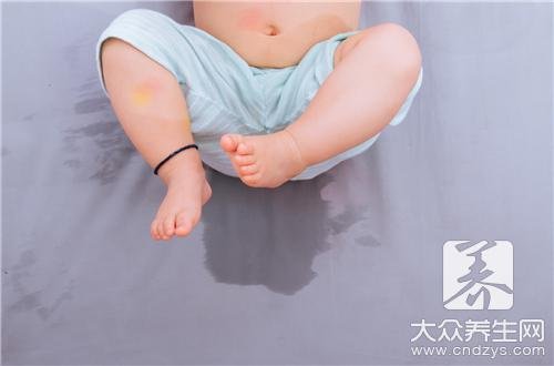 新生儿床上怎么铺