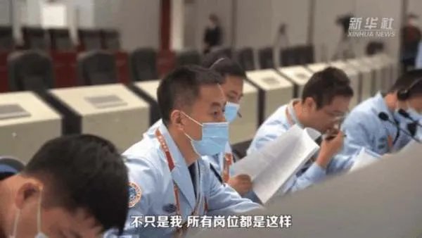 “北京明白”目前9位都是90后,这个团队的工作人员各个都负责什么?
