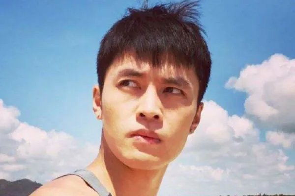 宁恒宇当爸具体是什么情况?宁桓宇是哪届快男?