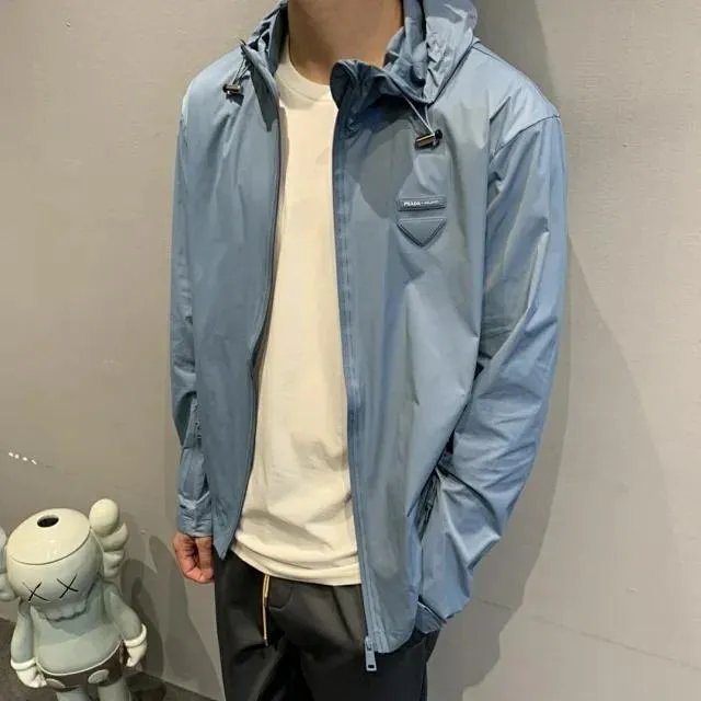 普拉达的服装风格是什么?