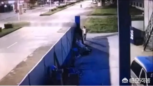 15岁少年飙车意外身亡，过路司机判责51万，你怎么看？