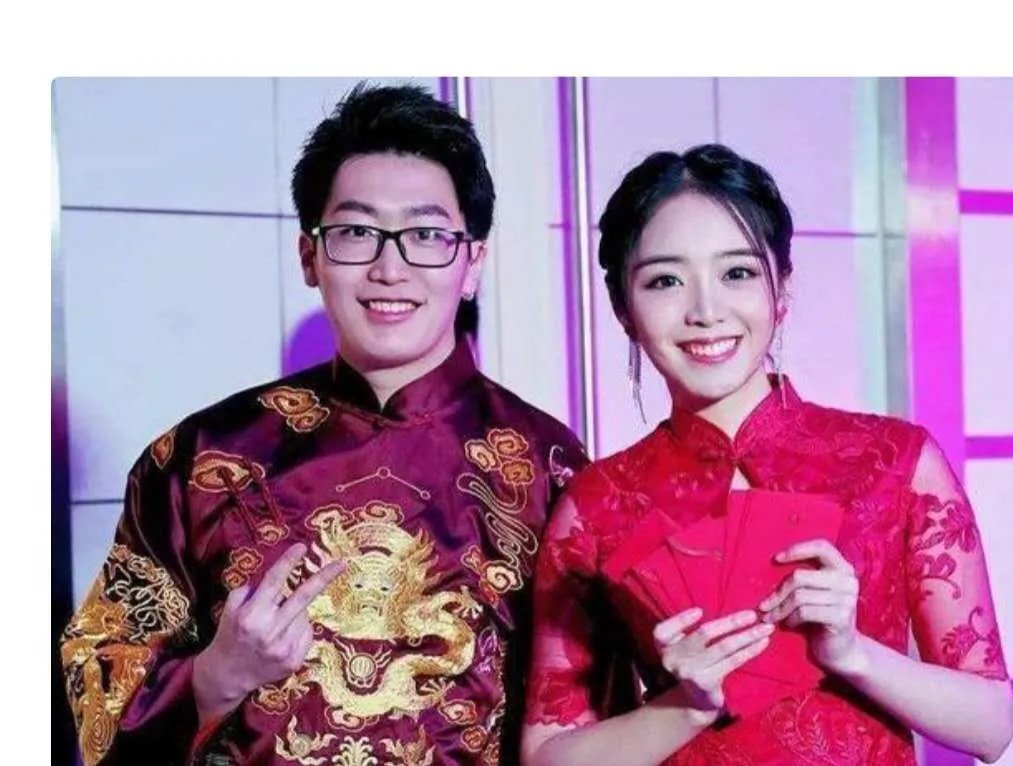 管泽元余霜分手是真的吗?两人恋爱的经历是什么?