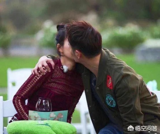 我们相爱吧里面的吻是真的吗?
