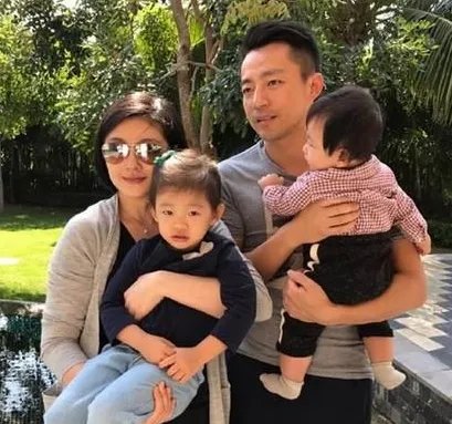 大S与汪小菲宣布离婚,他们结婚11年都经历了什么?