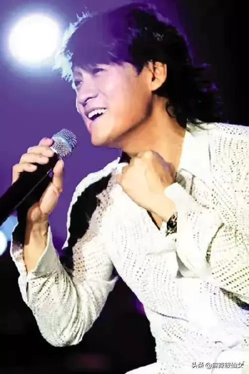如何理解周华健经典歌曲《朋友》歌词的意思?