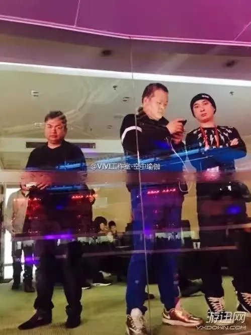 《英雄联盟》的主播小智到底长什么样子?有没有真实的照片?