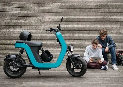 浪漫优雅：感受下来自意大利的ME scooter电动车