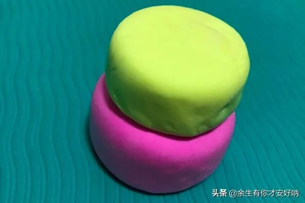 超轻粘土生日蛋糕教程?