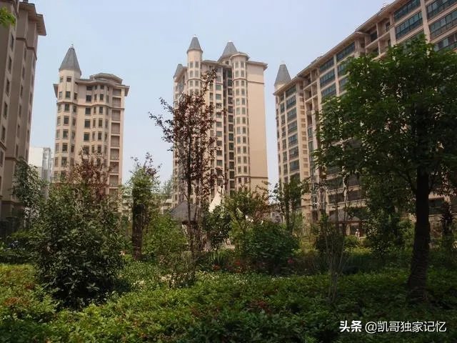 南通有10000多的工资工厂吗?