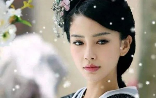 蔡依林微博粉丝破3000万,杨颖微博粉丝破五千万?这真实吗?明星粉丝粉丝真的可以上千万?