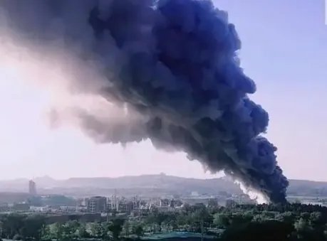 山东淄博一化工厂爆炸发生大火,现场情况如何?